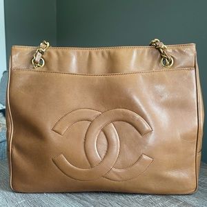 Vintage Chanel Brown Lambskin Shoulder Bag